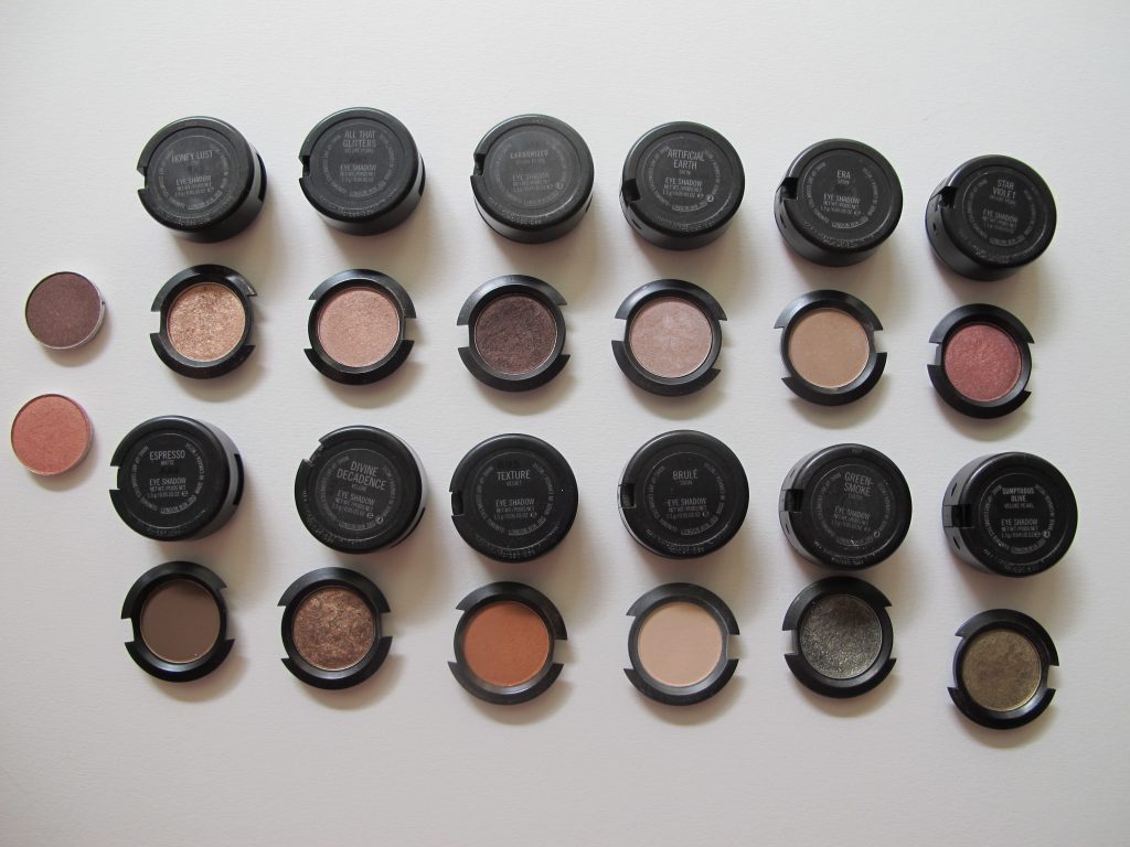 How to depot MAC makeup - Twist Me Pretty